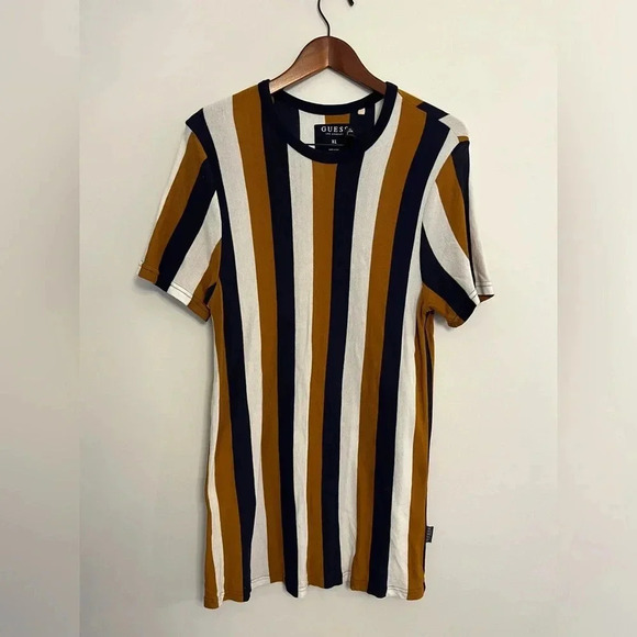 Guess men’s striped Tee-Shirt tight knit size XL - Picture 2 of 5